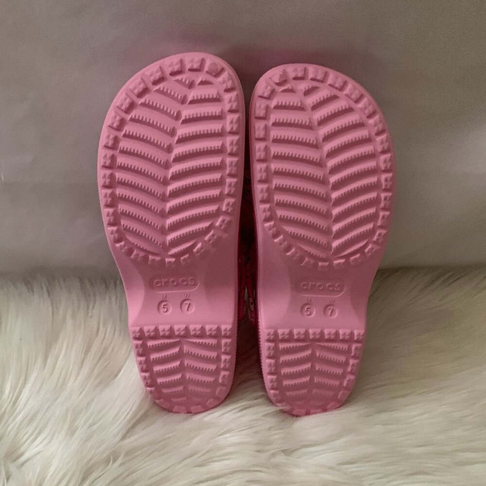 CROCS X PEANUTS Mary Jane Clog in Pink Sz Men 5/Women 7 - Picture 6 of 8